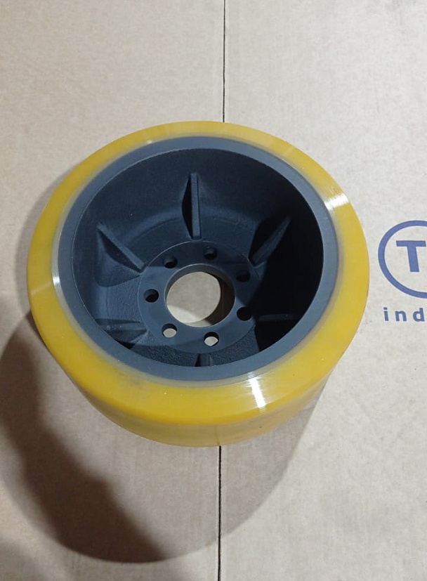 картинка 1 Ведущее колесо 343х140 для ричтрака CQD16 (Drive wheel 343x140) от ООО «Строительный крепеж»