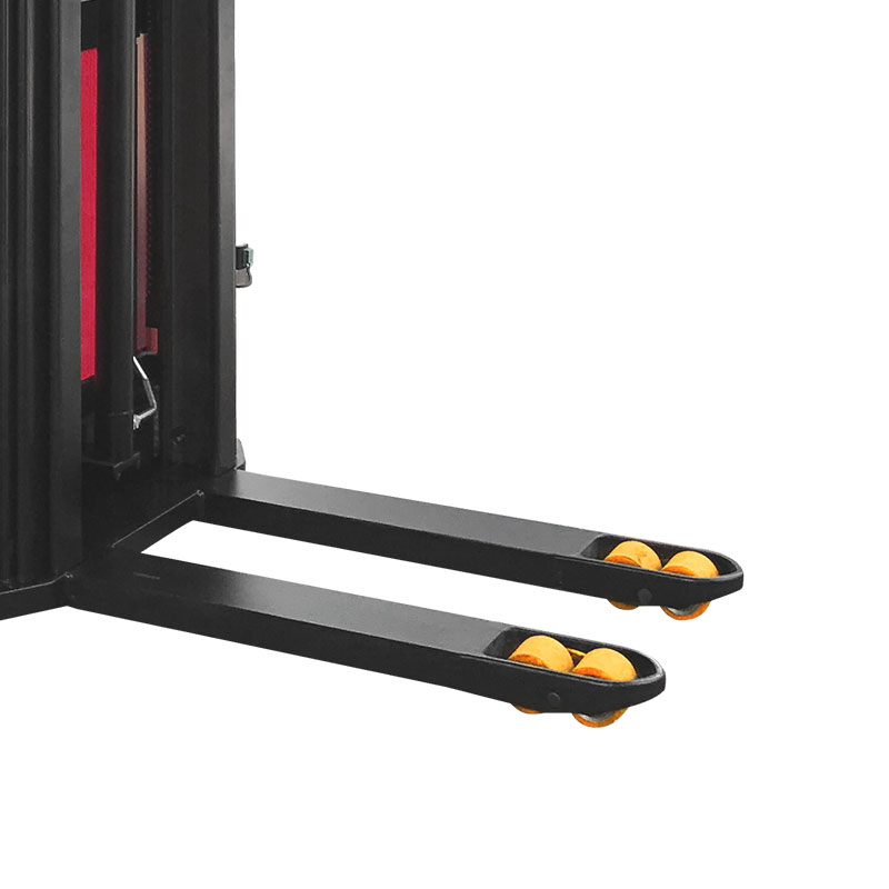 картинка Самоходный штабелер PROLIFT SDK 1545 от ООО «Строительный крепеж»