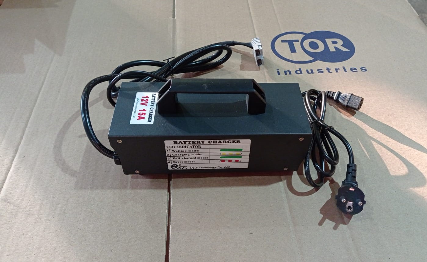 картинка Зарядное устройство для штабелёров DYC/PEMS 12V/15A (Charger) от ООО «Строительный крепеж»