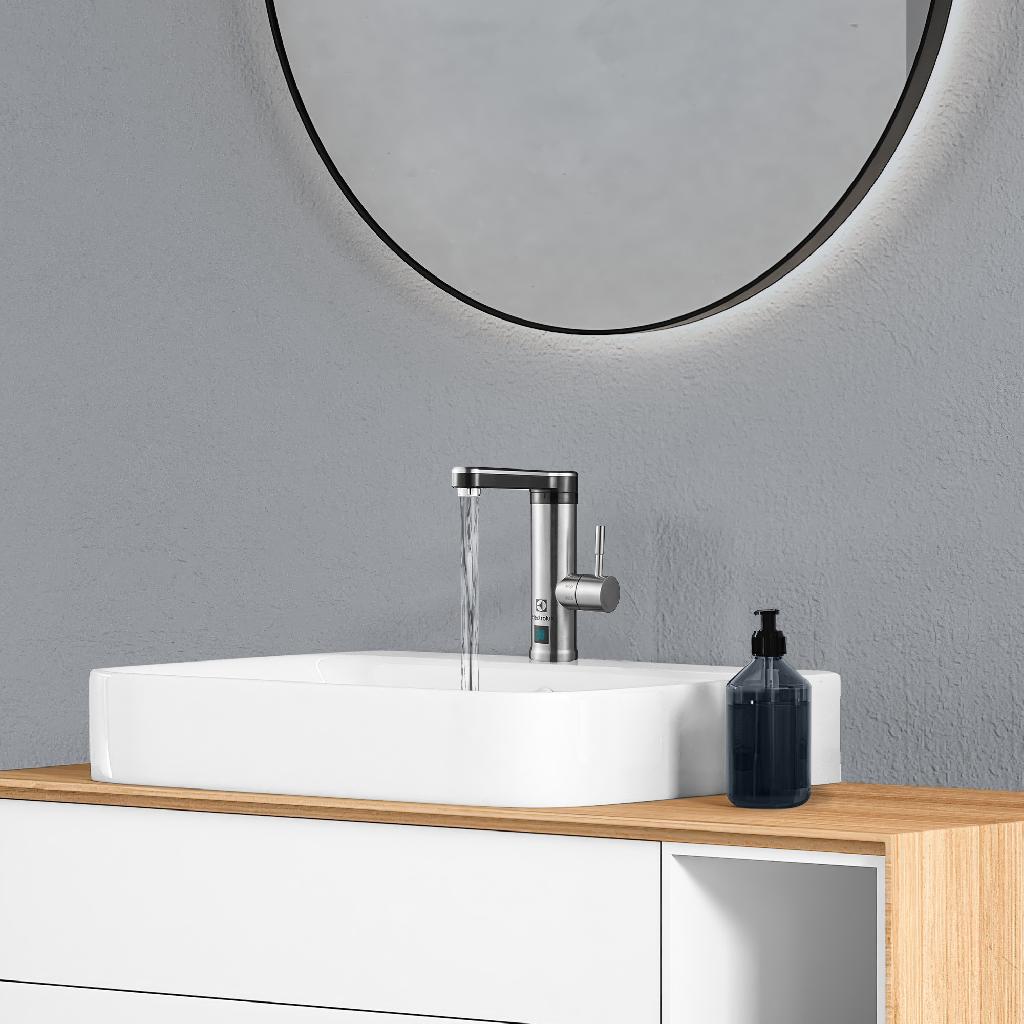 картинка Водонагреватель проточный Electrolux Taptronic S от ООО «Строительный крепеж»
