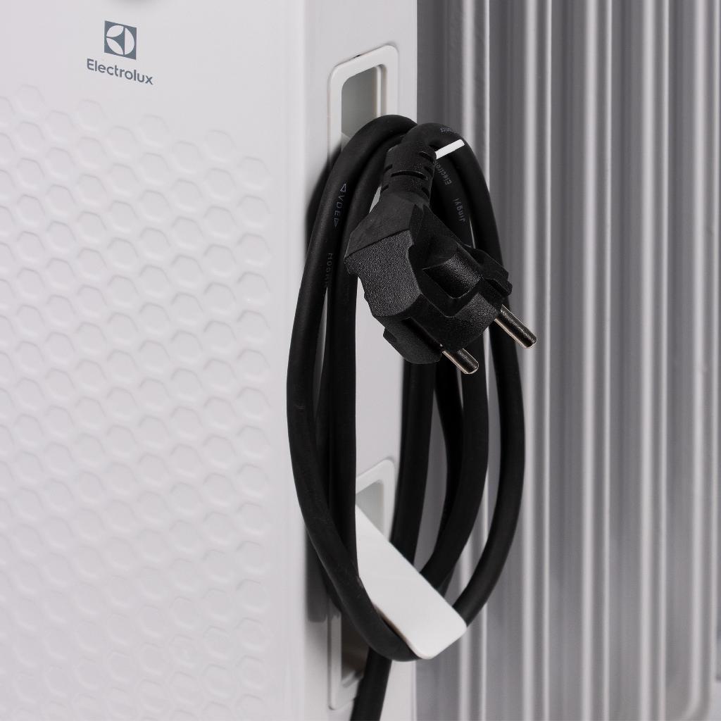 картинка Радиатор масляный Electrolux EOH/BE-09ZW от ООО «Строительный крепеж»