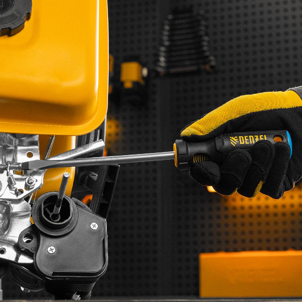 картинка Отвертка, SL8x150 мм, S2, 3к рукоятка Denzel от ООО "Строительный Крепеж"