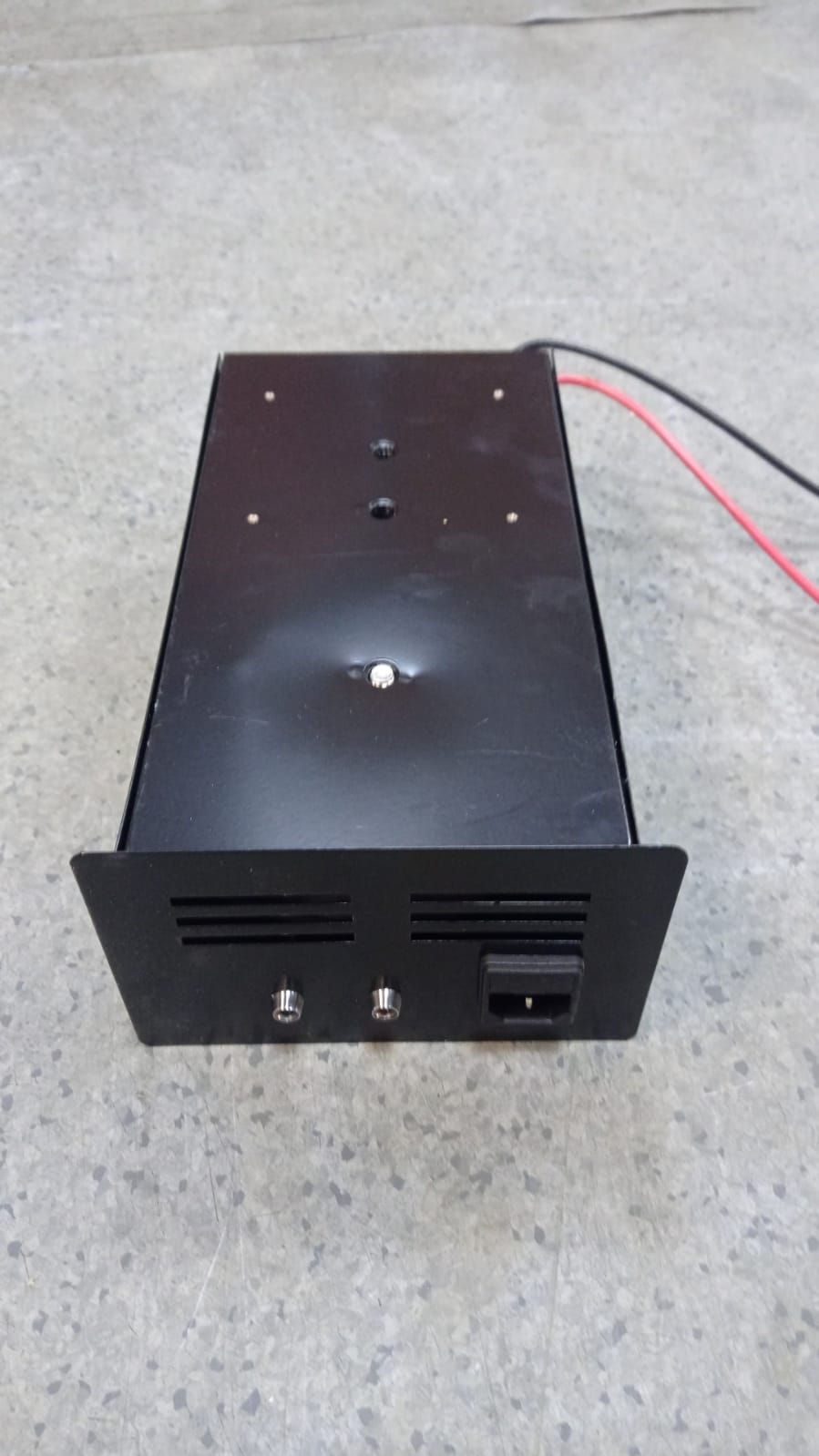 картинка Зарядное устройство для штабелёров CTD 12V/15A встроенное (Charger) от ООО «Строительный крепеж»